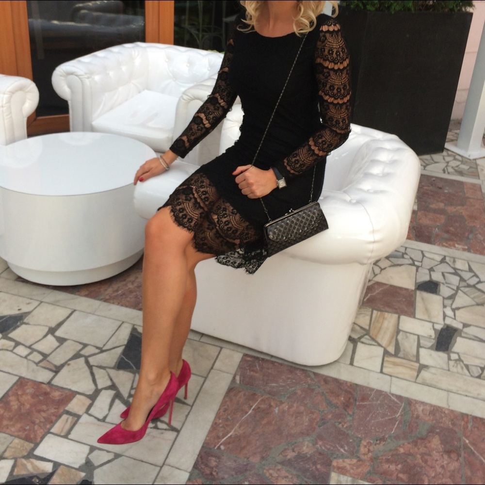 Black lace dress long sleeve
